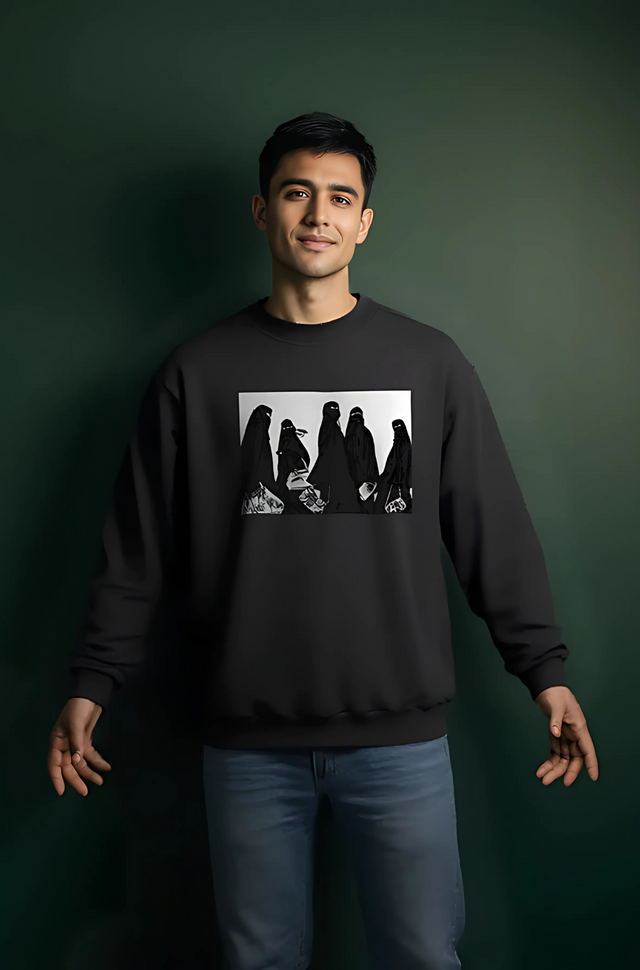 5 Hijabi's Oversized Black Crewneck